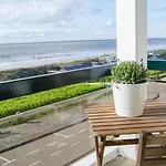 Aan Zee 아파트